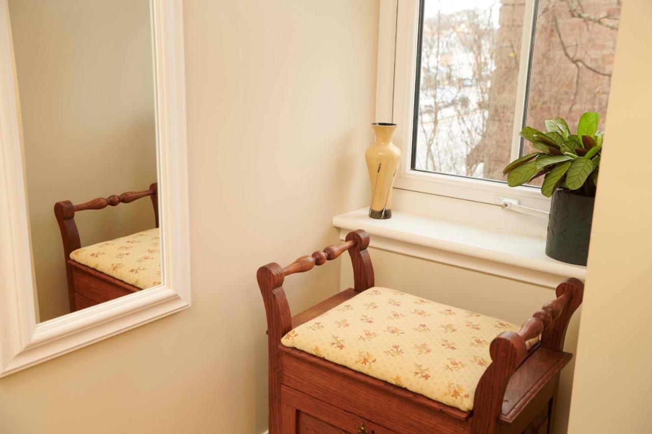 Downright Gabbler Apartment Боли Екстериор снимка